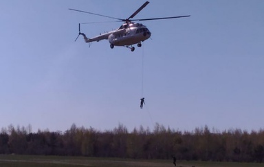 Вертолет МИ 8 с экипажем АО НПК ПАНХ заступил на дежурство
